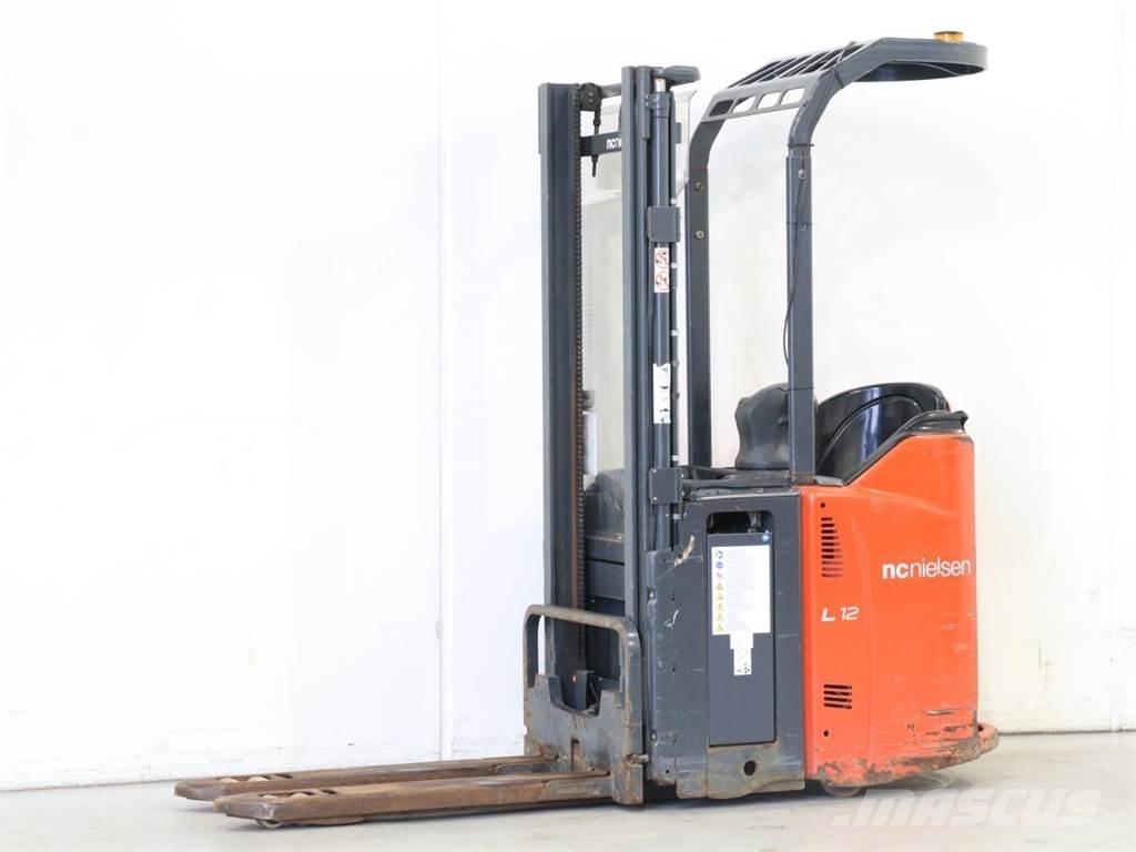 Linde L12LSP/133 Pedestrian stacker