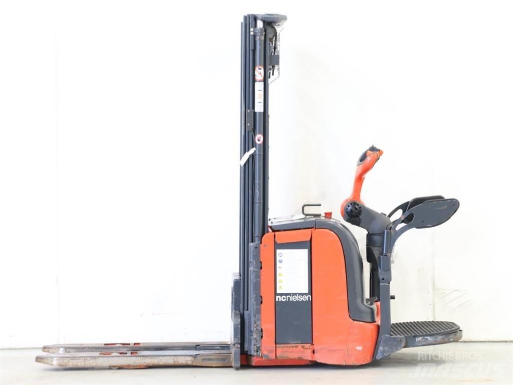 Linde L14API/372 Pedestrian stacker