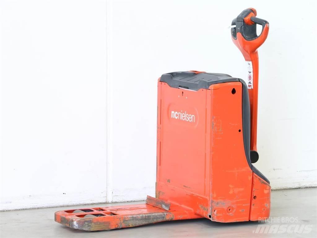 Linde T16/1152 Pedestrian stacker