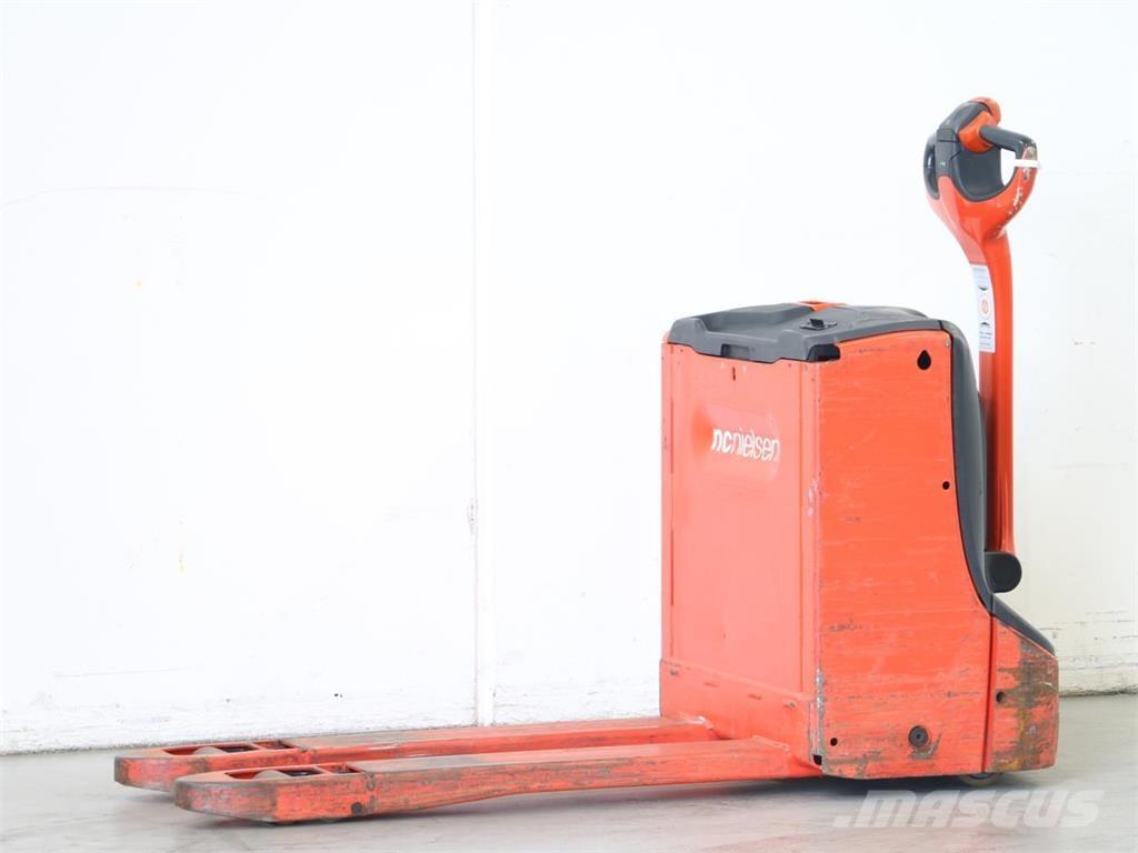 Linde T16/1152 Pedestrian stacker