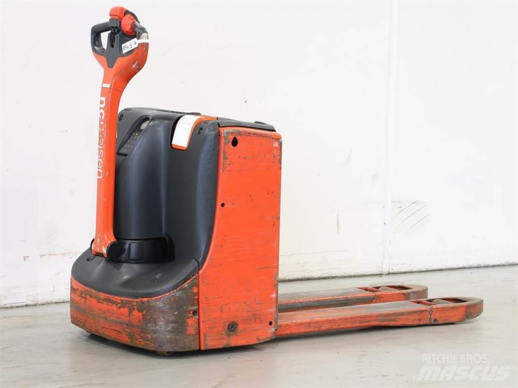 Linde T16/1152 Pedestrian stacker