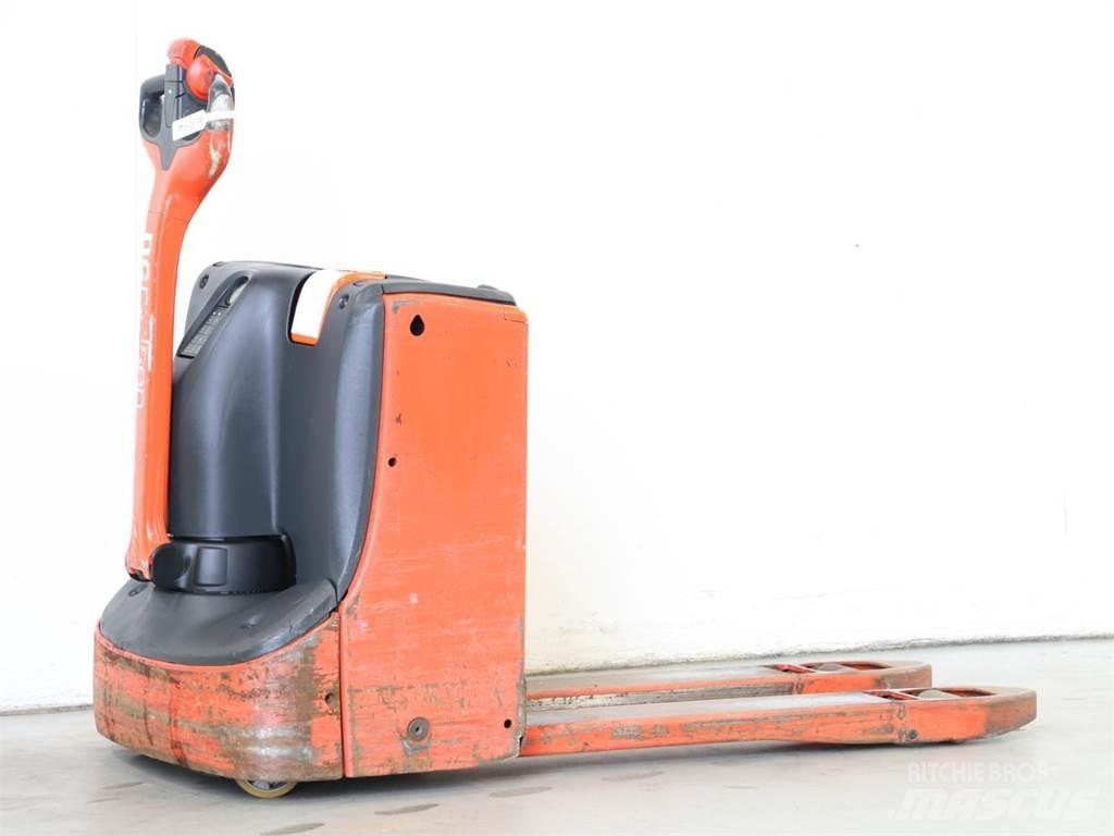 Linde T16/1152 Pedestrian stacker