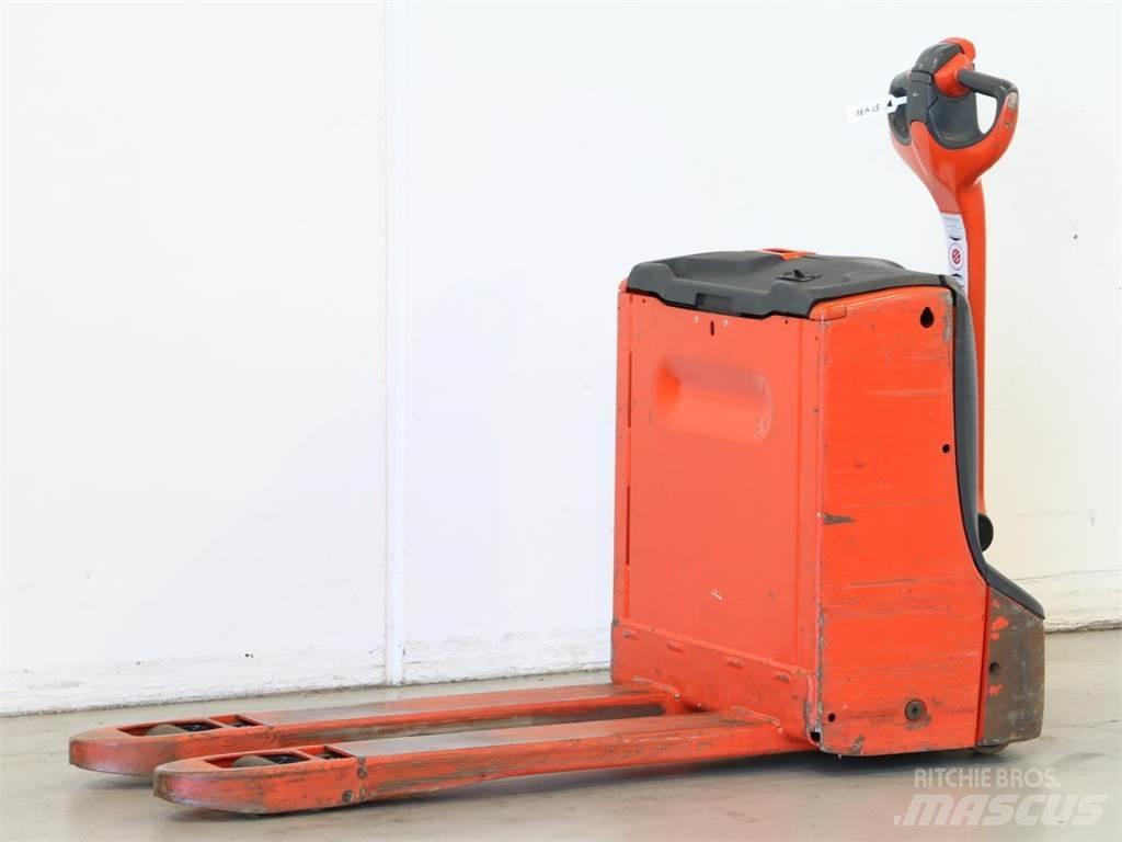 Linde T16/1152 Pedestrian stacker