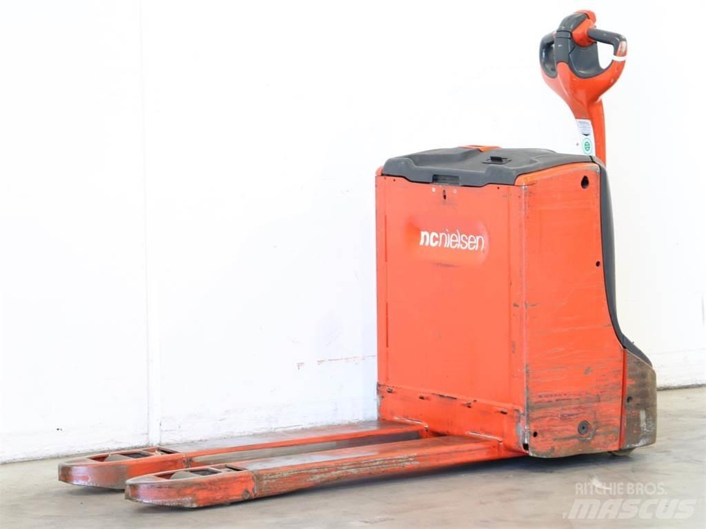 Linde T16/1152 Pedestrian stacker