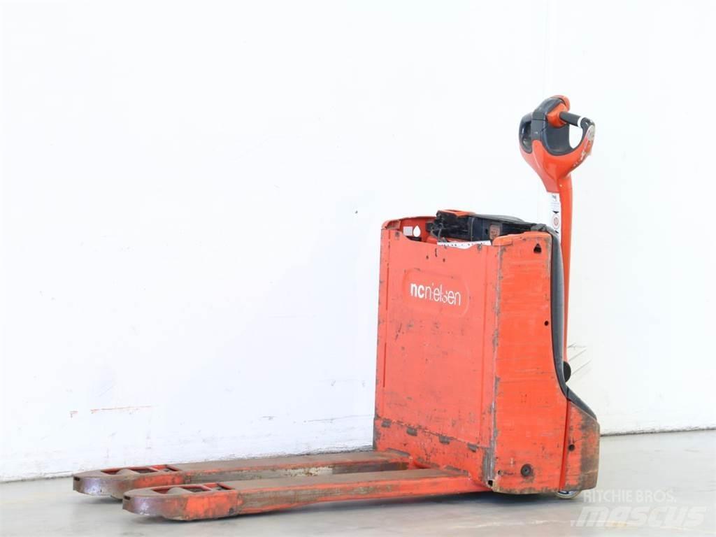 Linde T16/1152 Pedestrian stacker
