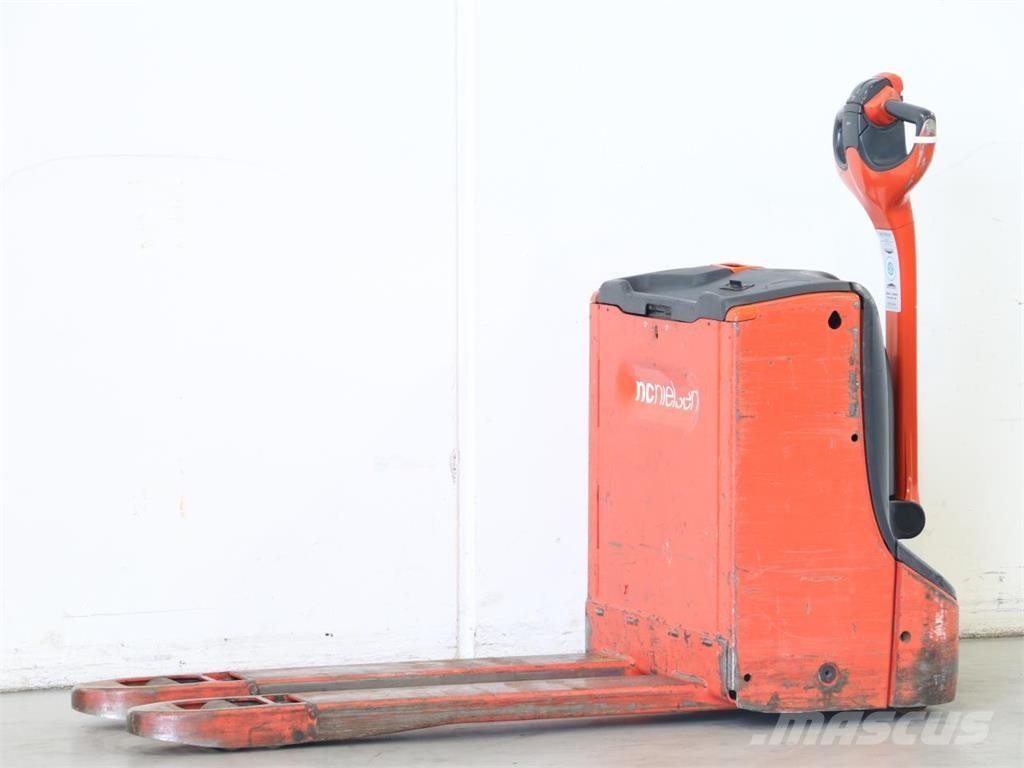 Linde T16/1152 Pedestrian stacker