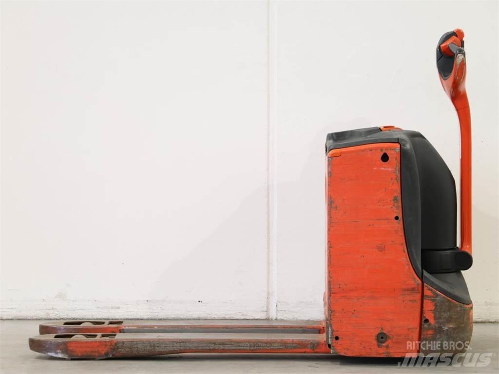 Linde T16/1152-00 Pedestrian stacker
