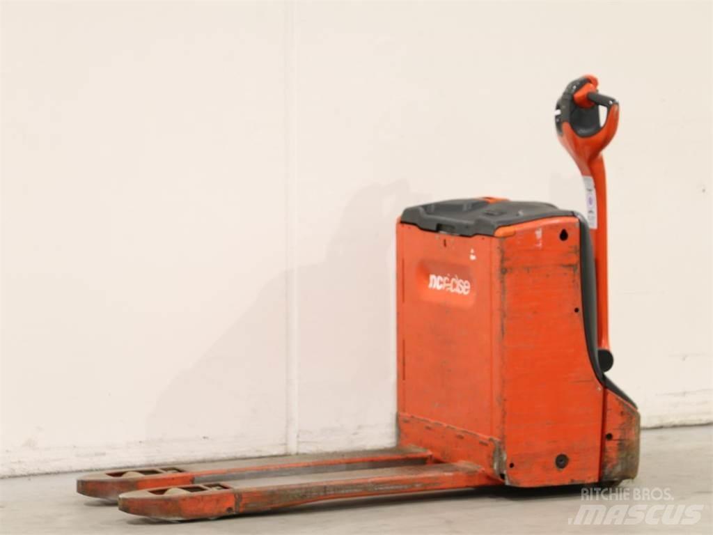 Linde T16/1152-00 Pedestrian stacker