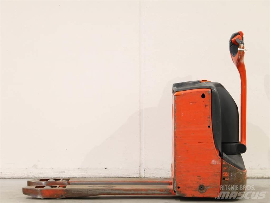 Linde T16/1152-00 Pedestrian stacker