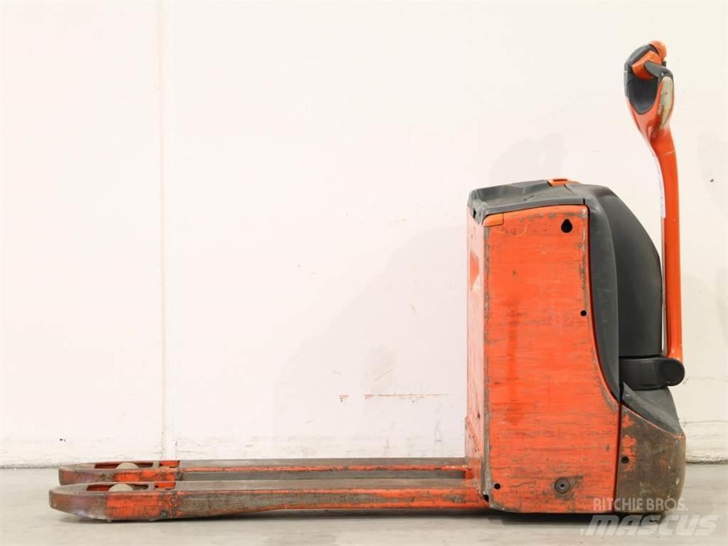 Linde T16/1152-00 Pedestrian stacker
