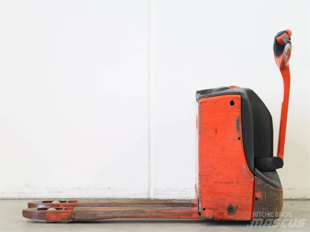 Linde T16/1152-00 Pedestrian stacker