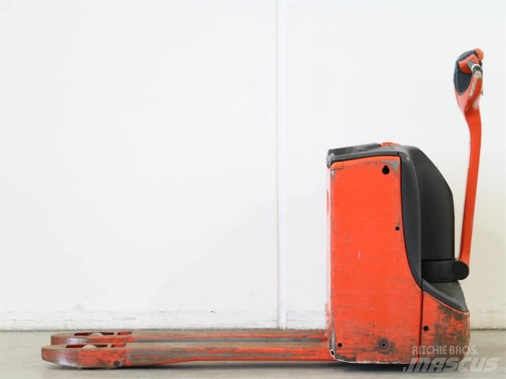 Linde T16/1152-00 Pedestrian stacker