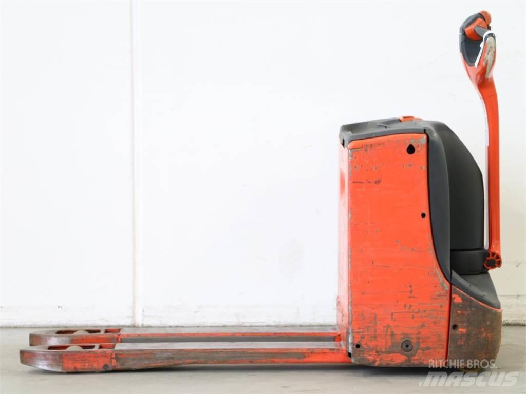 Linde T16/1152-00 Pedestrian stacker
