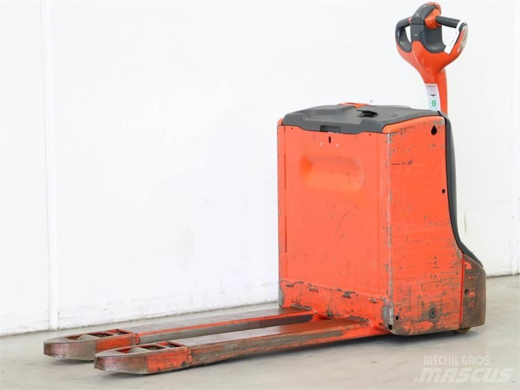 Linde T16/1152-00 Pedestrian stacker