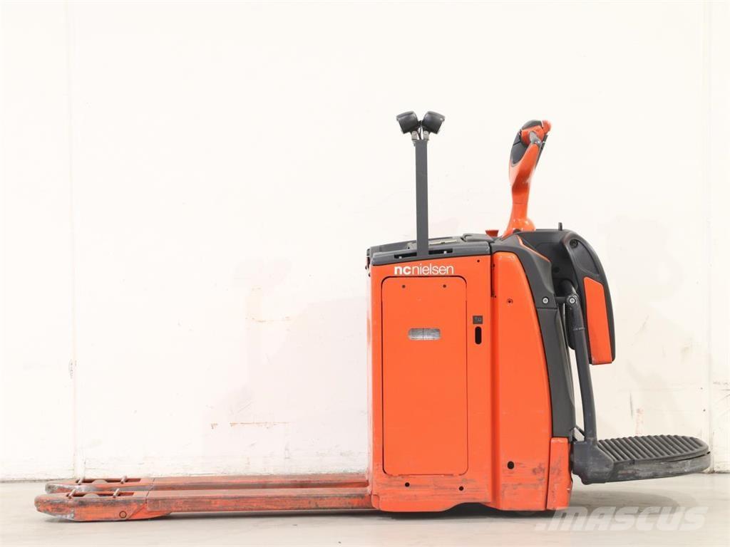 Linde T20AP/1153-00 Pedestrian stacker