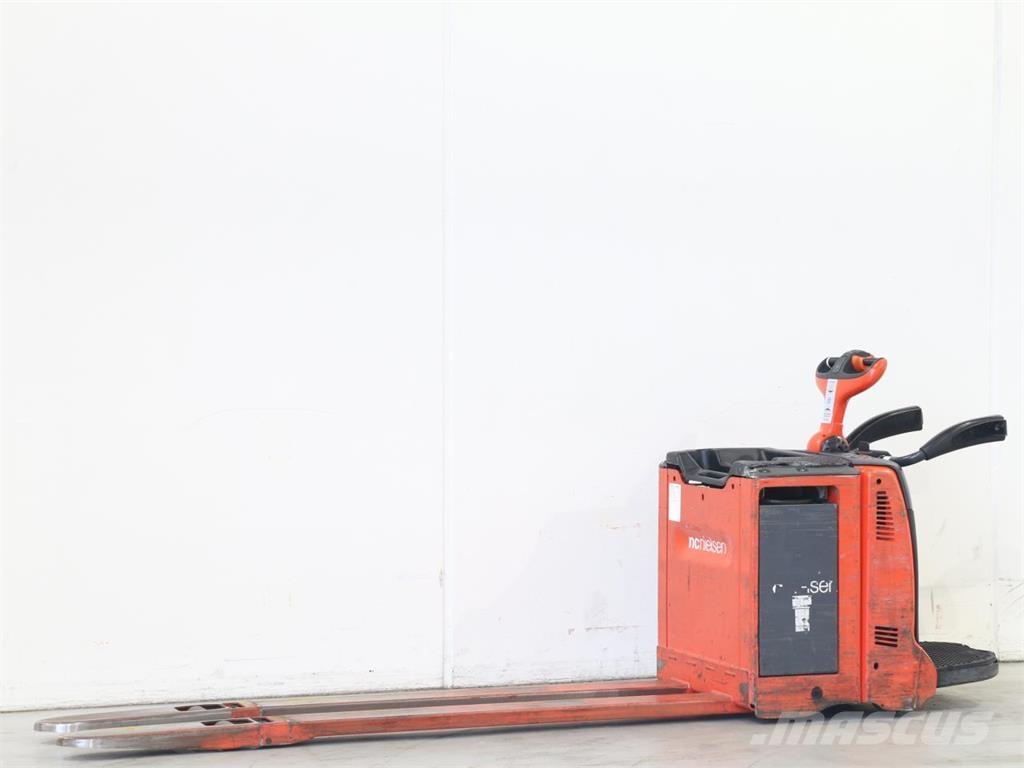 Linde T20AP/131 Pedestrian stacker