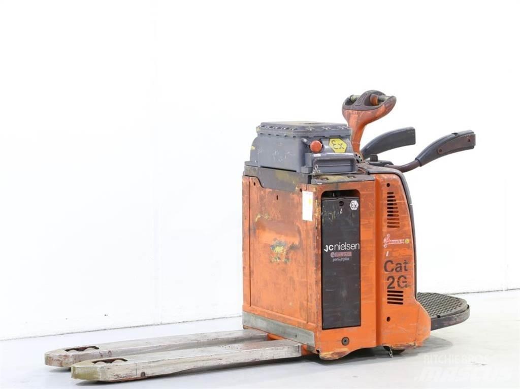 Linde T20AP/131 Pedestrian stacker