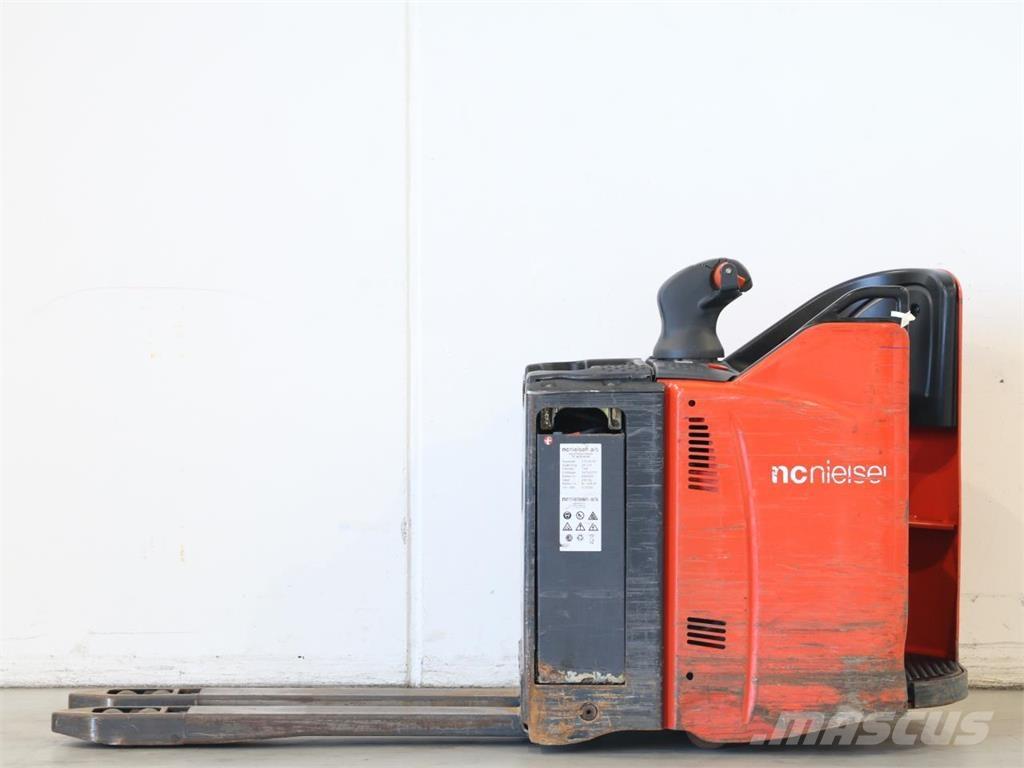Linde T20SP/131 Pedestrian stacker