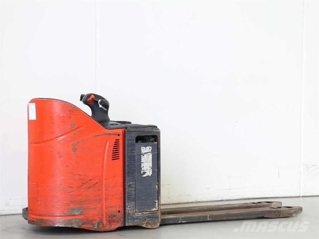 Linde T20SP/131 Pedestrian stacker