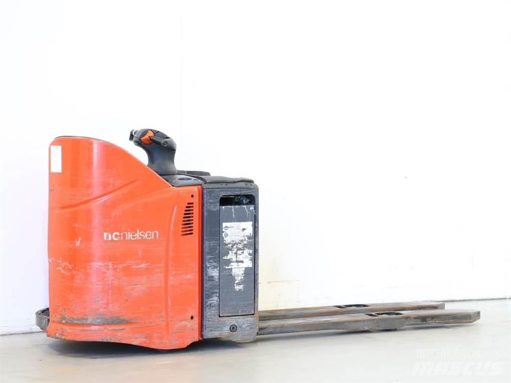 Linde T20SP/131 Pedestrian stacker