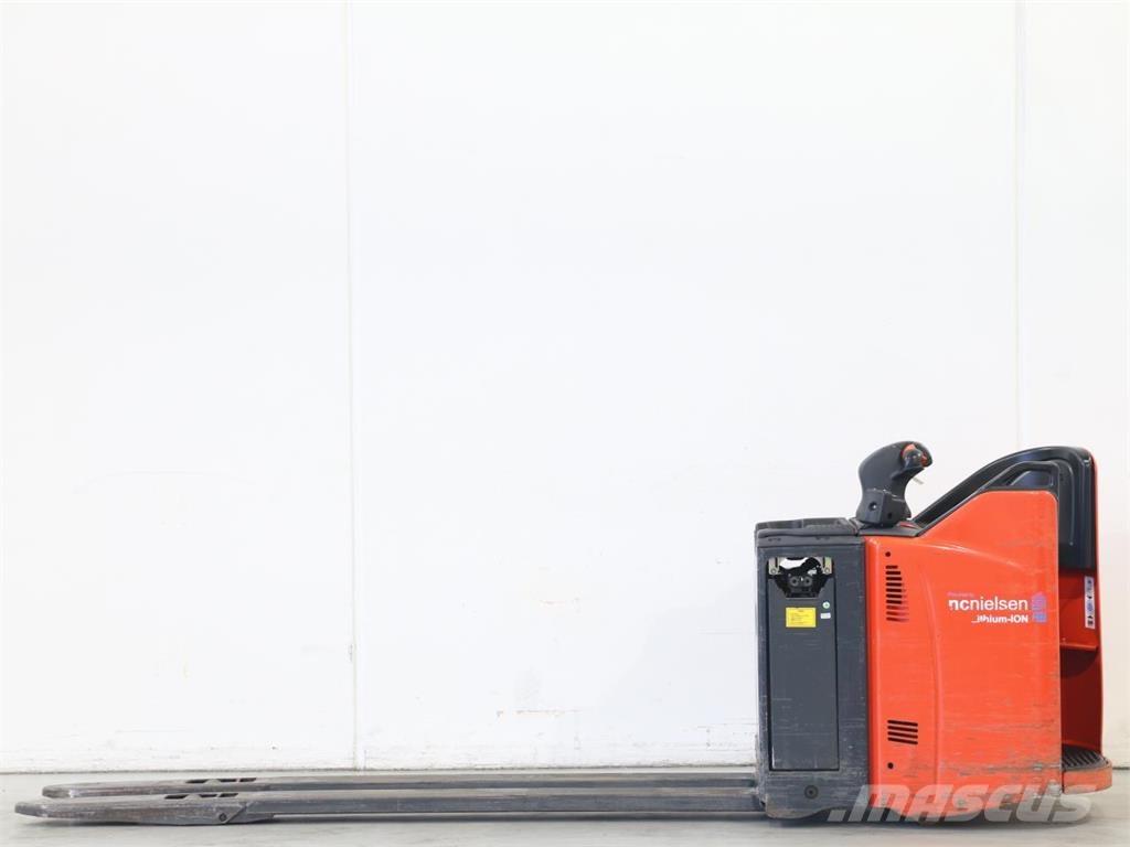 Linde T20SP/131 Pedestrian stacker