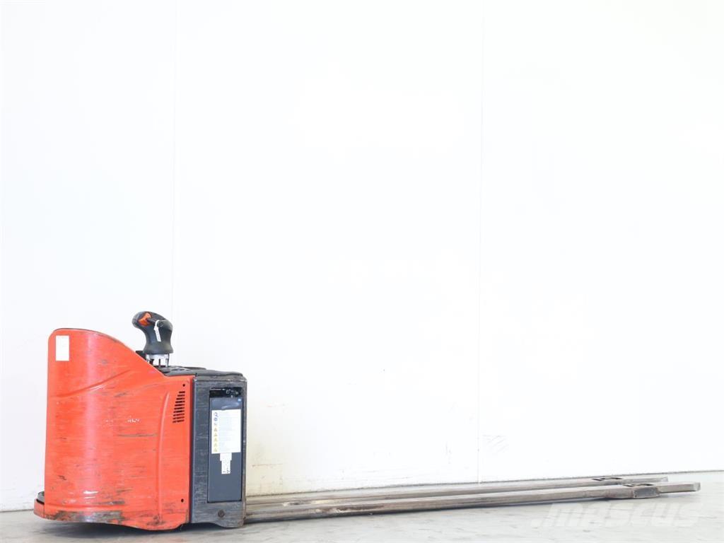 Linde T20SP/131 Pedestrian stacker