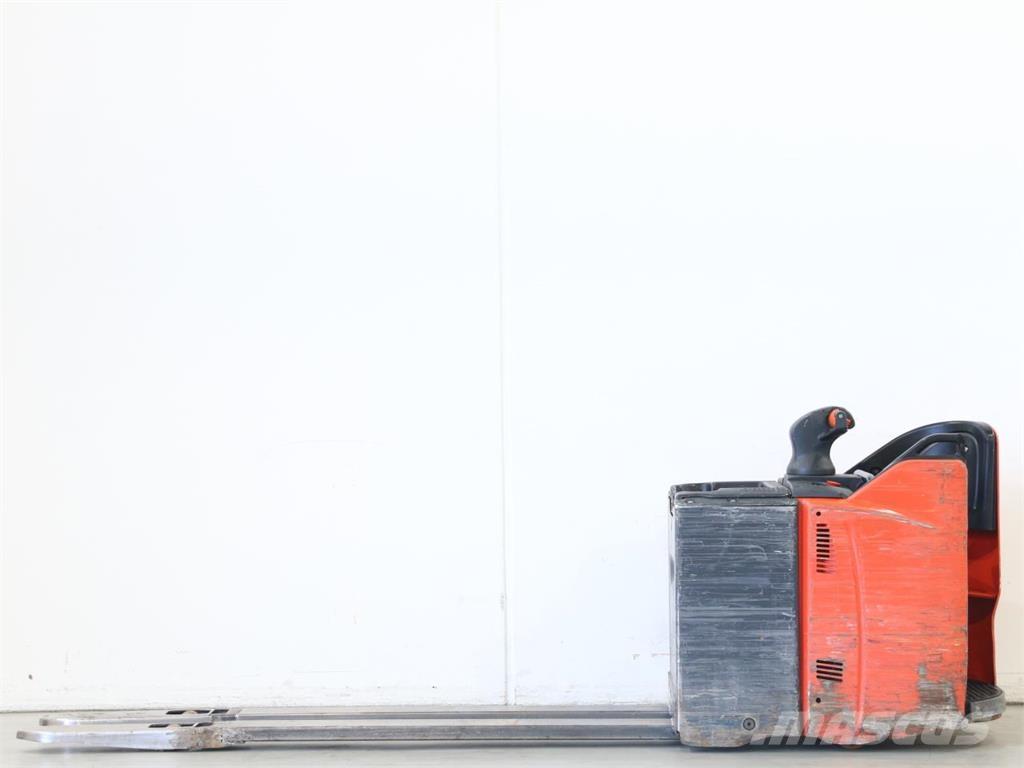 Linde T20SP/131-07 Pedestrian stacker