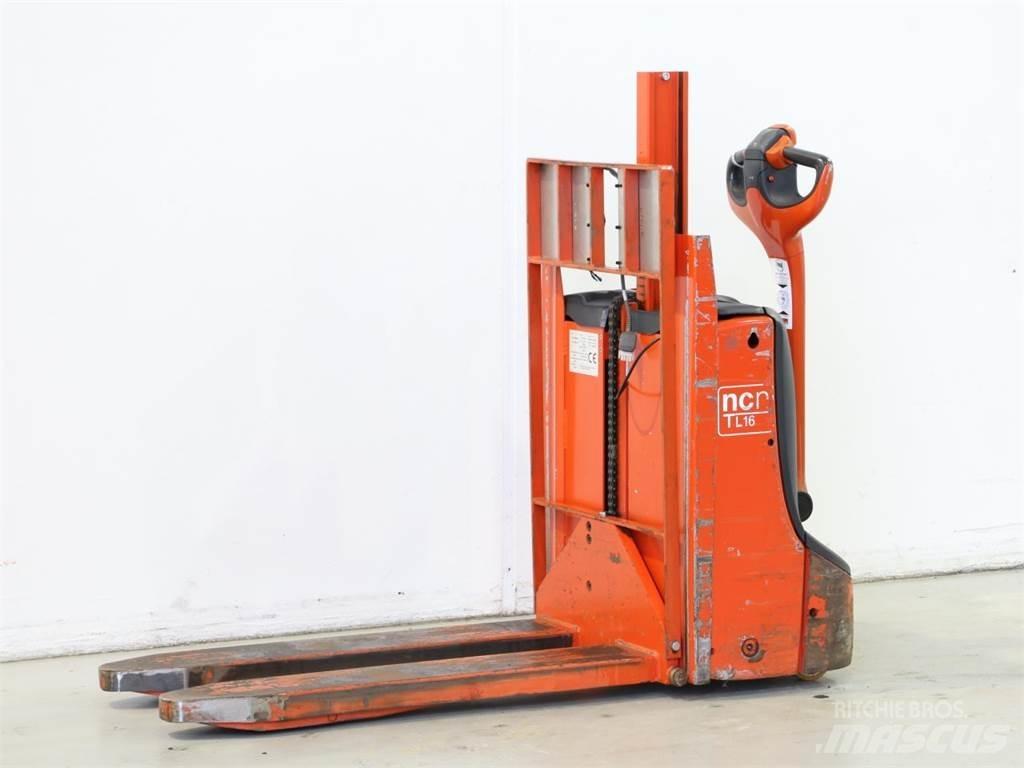 NCN TL16/1152-00 Pedestrian stacker