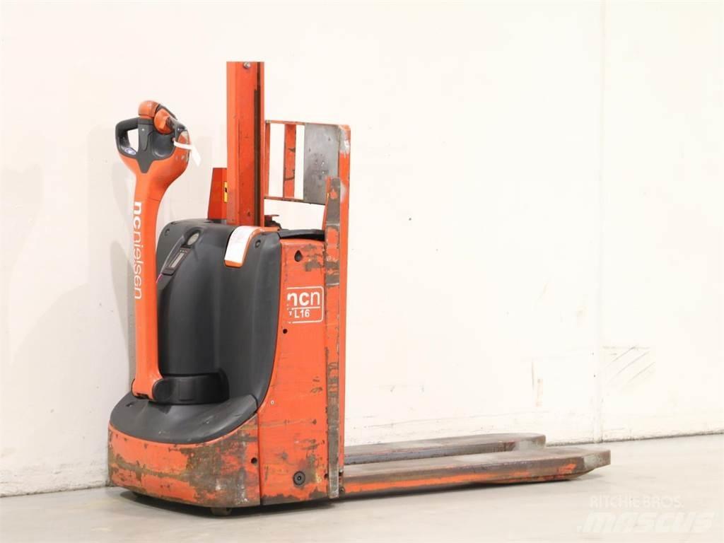 NCN TL16/1152-00 Pedestrian stacker