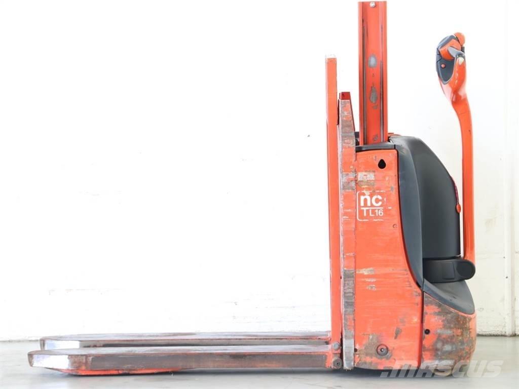 NCN TL16/1152-00 Pedestrian stacker