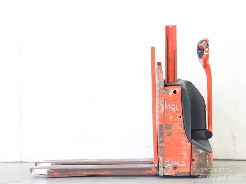 NCN TL16/1152-00 Pedestrian stacker