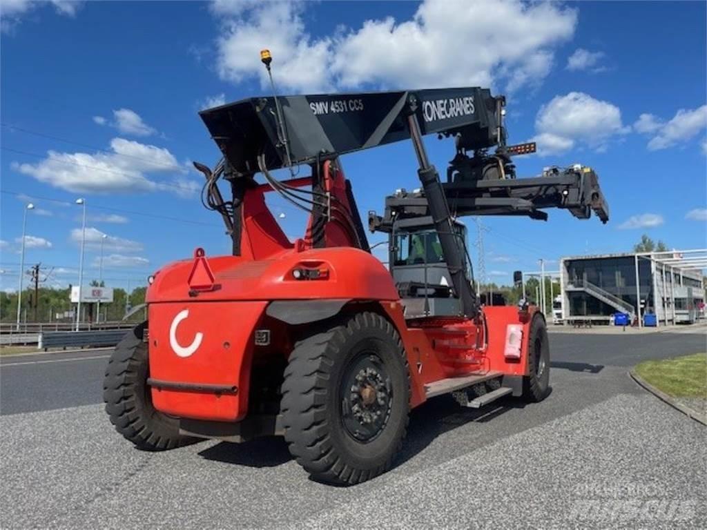 SMV 4531 CC5 Reach truck