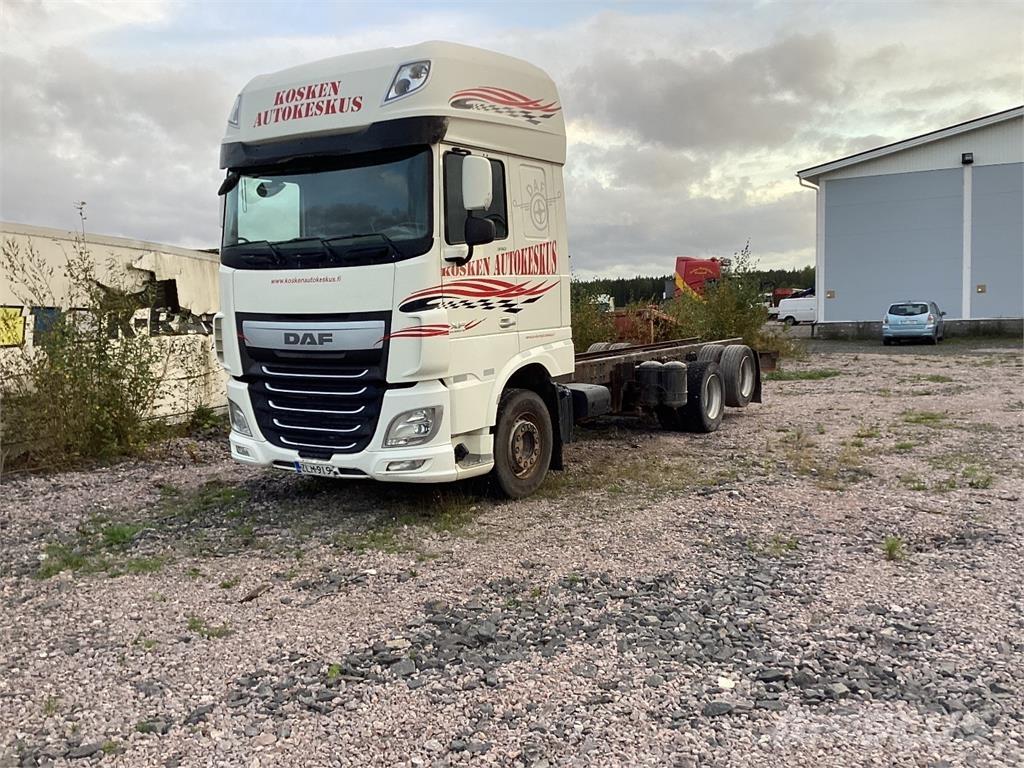 DAF XF 530 Chassis Cab trucks