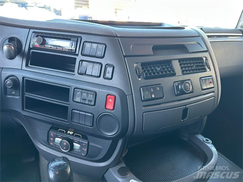 DAF XF 530 6x4 Prime Movers