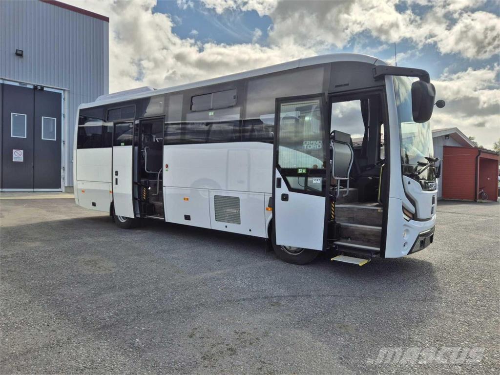 Isuzu Grand Toro Coach