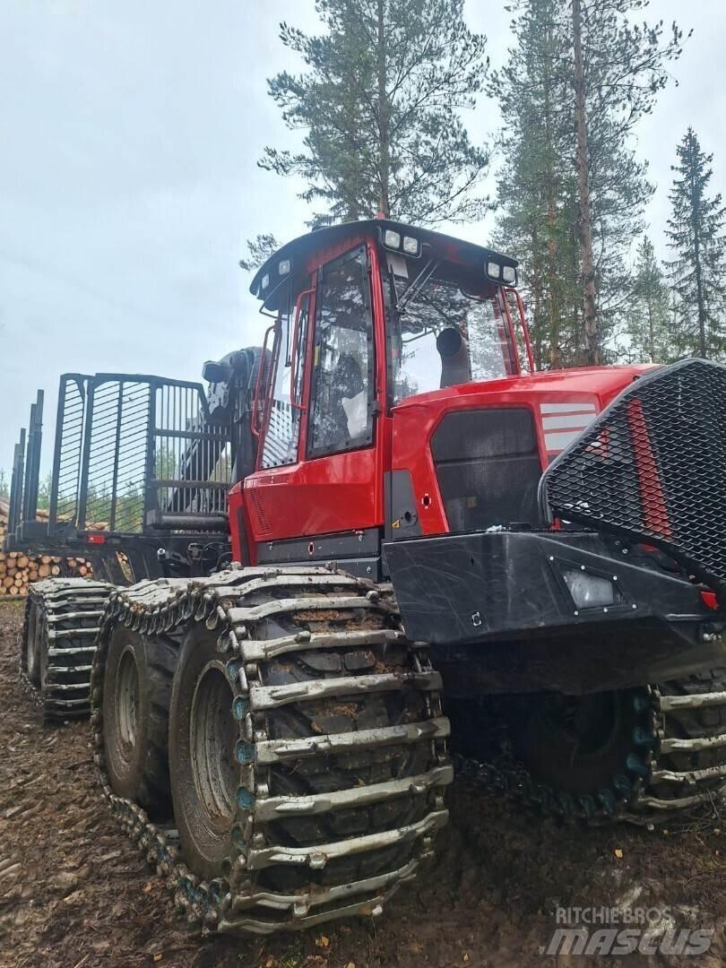 Komatsu 895 Forwarders