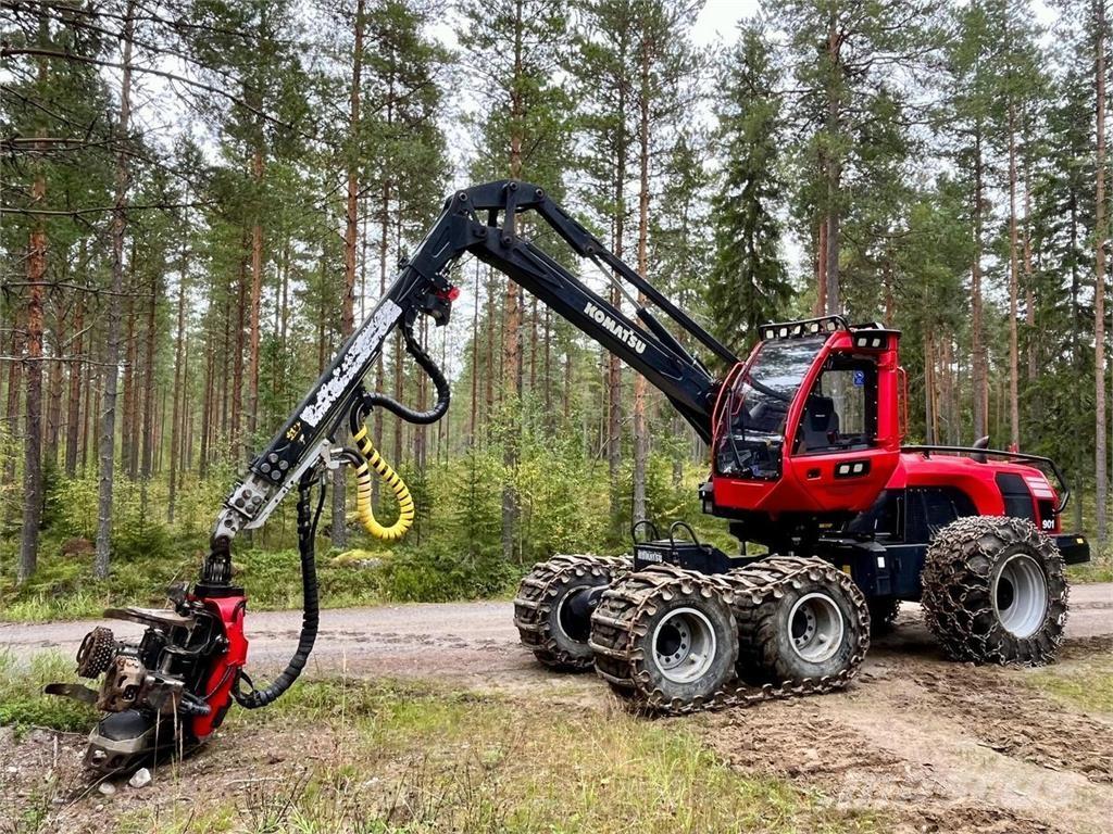 Komatsu 901 Harvesters