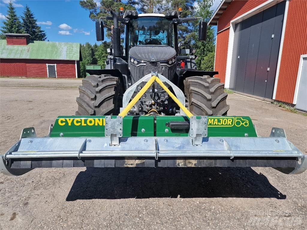 Major  Mowers