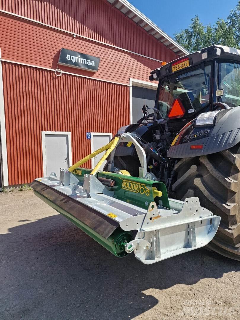 Major  Mowers