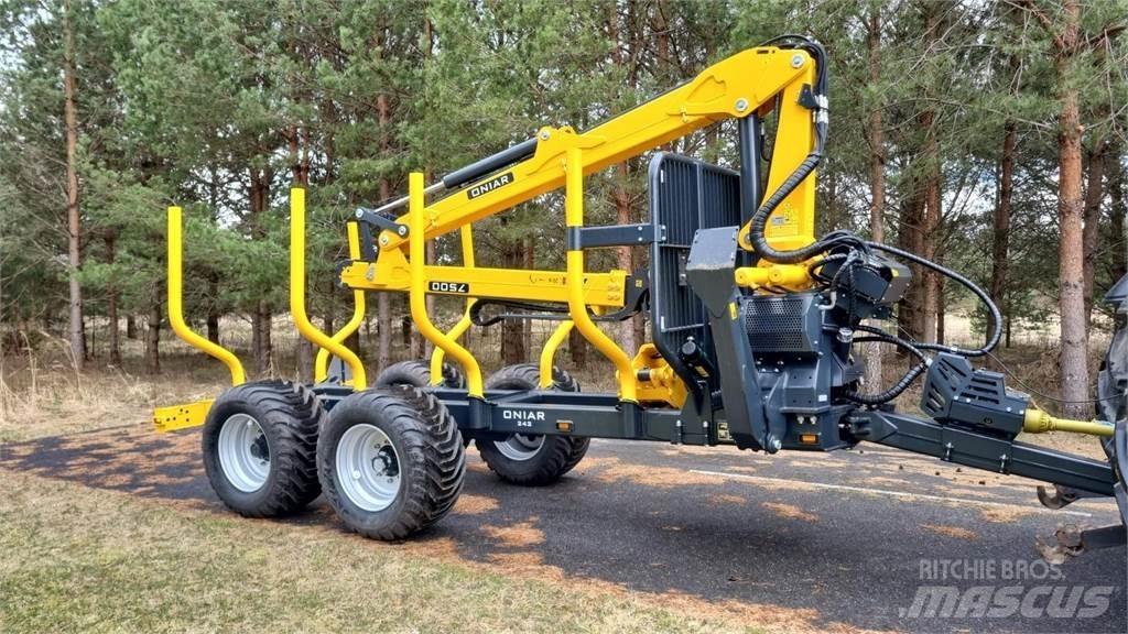 Oniar 7500 + 242 Forest trailers