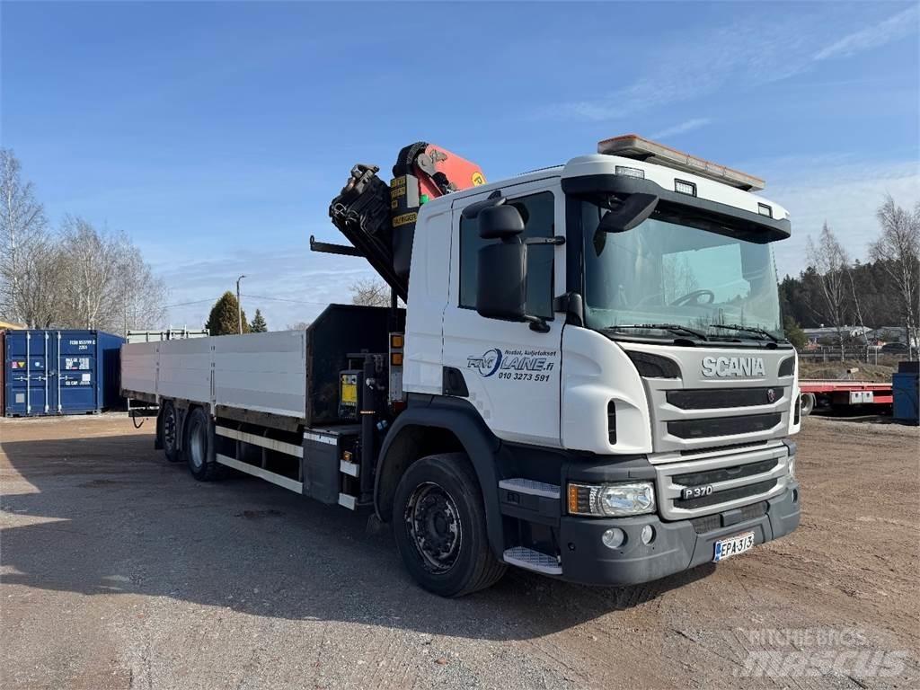 Scania P370 Truck mounted cranes