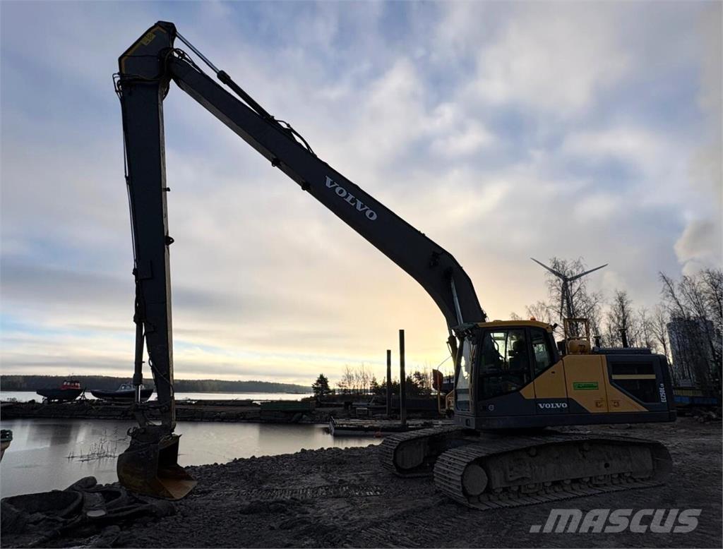 Volvo EC 250 ELR Long reach excavators