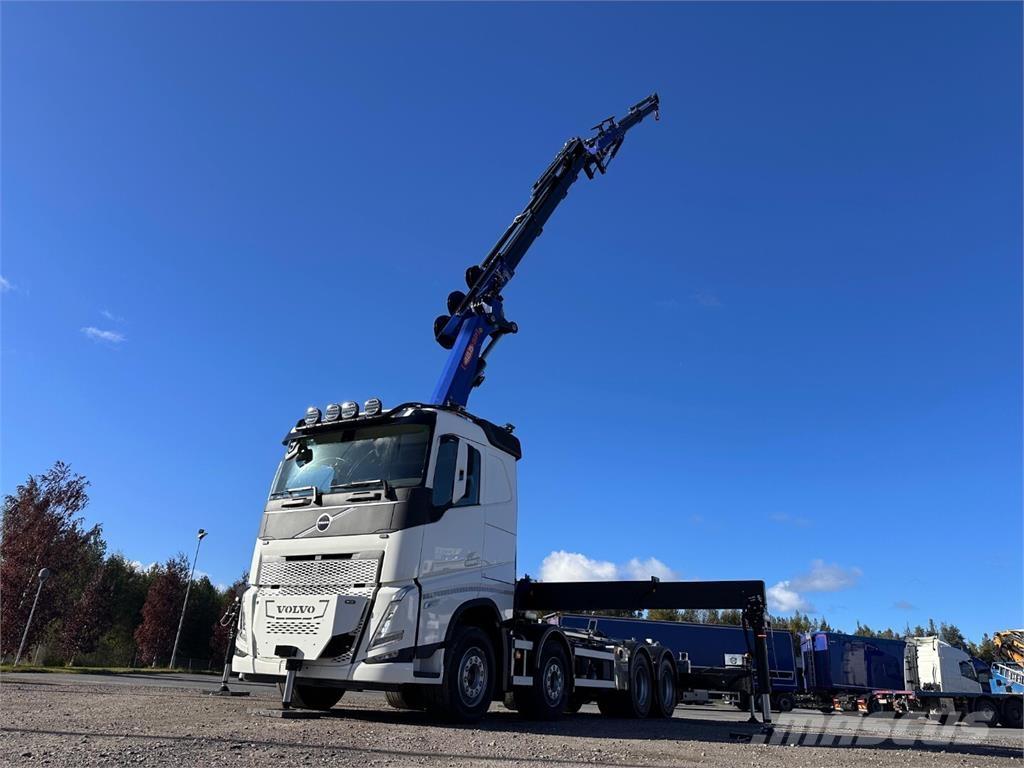 Volvo FH13 8x4 Loader cranes