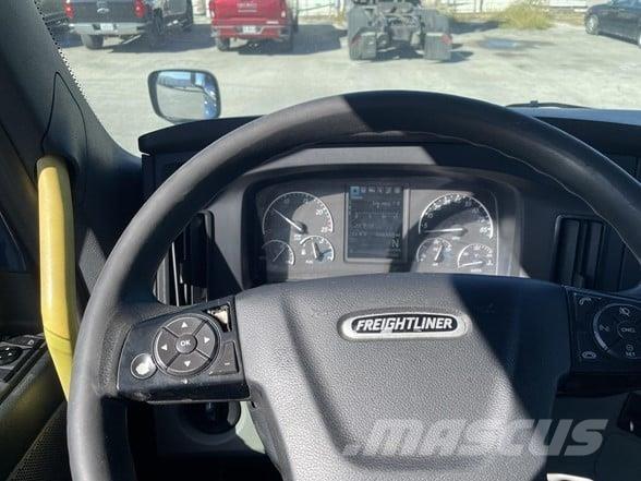 Freightliner CASCADIA 116 Prime Movers