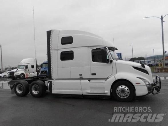 Volvo VNL64T860 Prime Movers