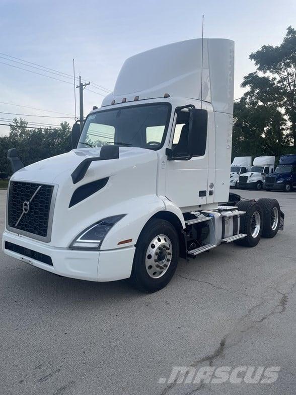 Volvo VNR64T300 Prime Movers