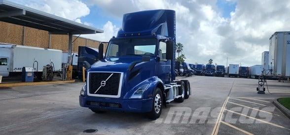 Volvo VNR64T300 Prime Movers