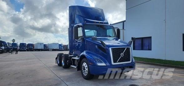 Volvo VNR64T300 Prime Movers