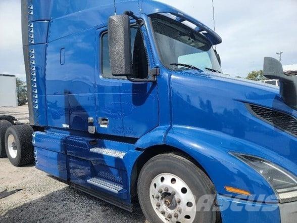 Volvo VNR64T640 Prime Movers