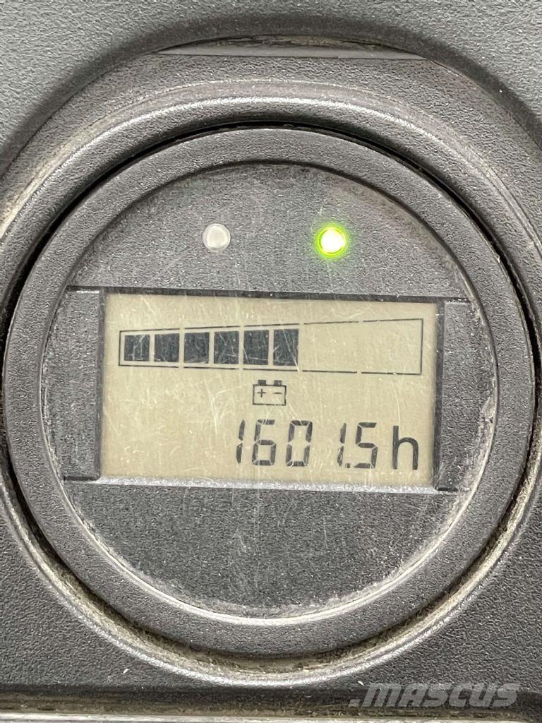 Linde L10-1172 Pedestrian stacker